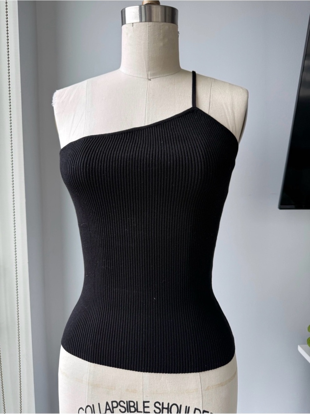 Zara Black One-Shoulder Ribbed Tank Top